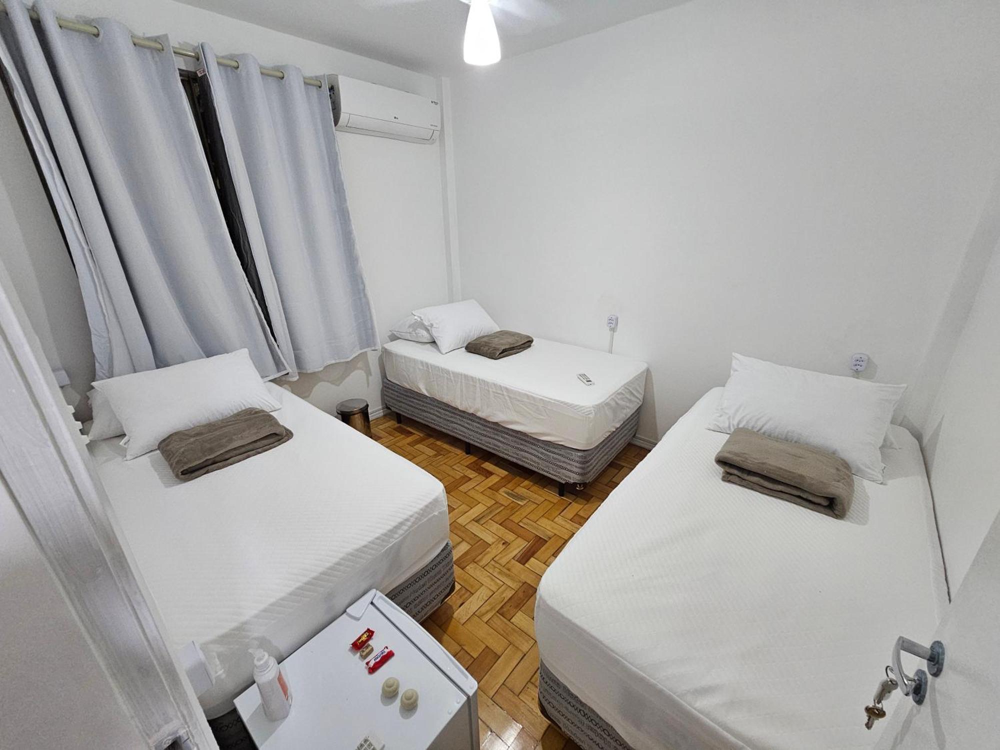 Quarto Privativo em Condominio Rio de Janeiro Exterior foto